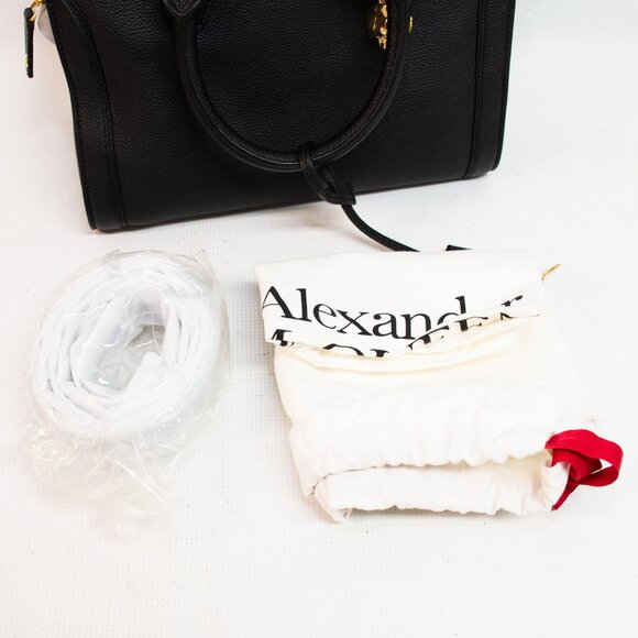 Alexander McQueen Skull Shoulder Bag - Picture 12 of 12